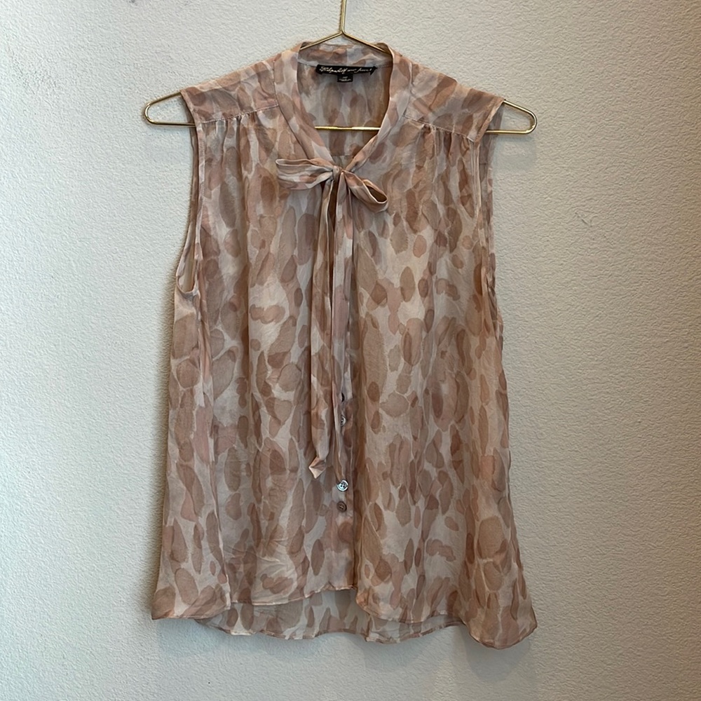 Elizabeth and James Pink Beige Sheer Tie-Neck Sleeveless Blouse
